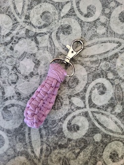 Schlüsselanhänger lila, EUR 5,-