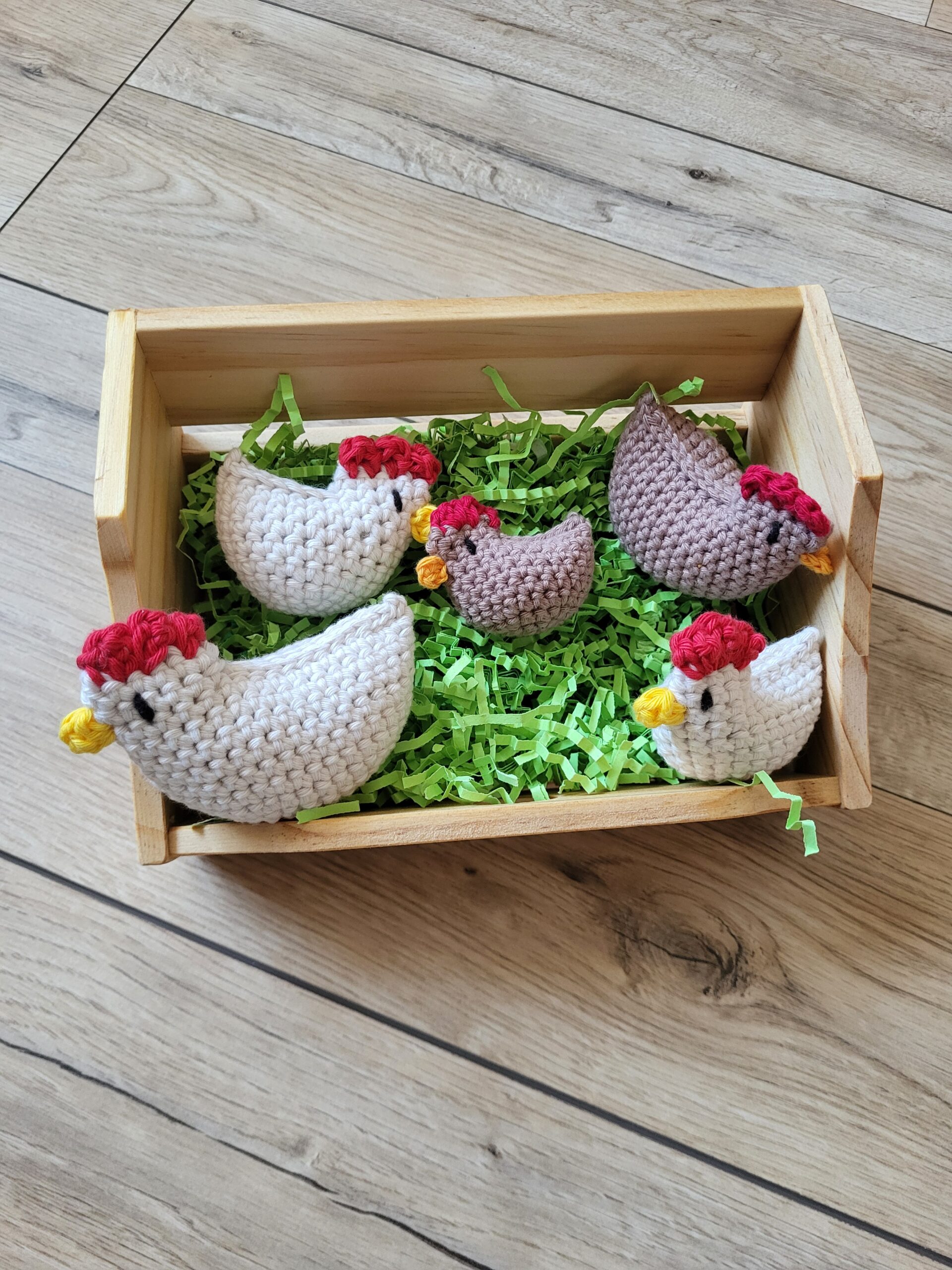 Huhn, je nach Größe, 4-6 EUR